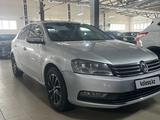 Volkswagen Passat 2011 годаүшін6 500 000 тг. в Актобе – фото 2