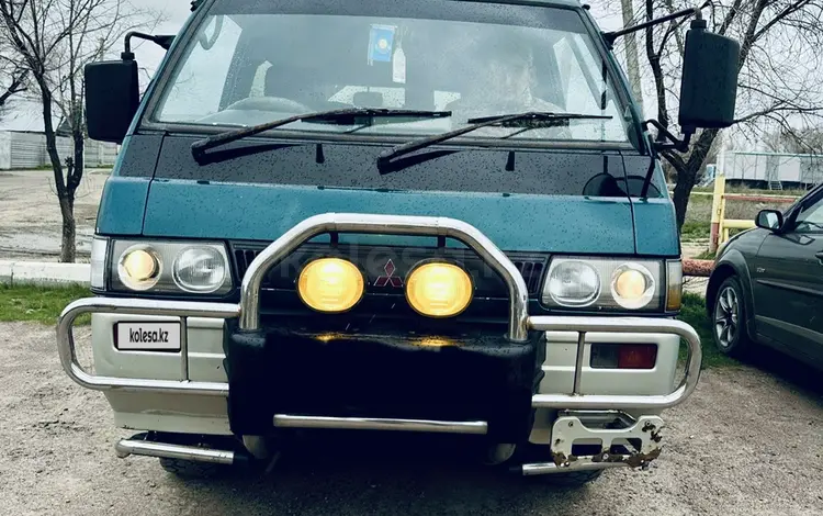 Mitsubishi Delica 1994 года за 2 000 000 тг. в Алматы