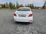 Hyundai Solaris 2014 года за 3 600 000 тг. в Актобе – фото 3