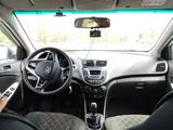 Hyundai Solaris 2014 года за 3 600 000 тг. в Актобе – фото 5