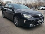 Toyota Camry 2018 года за 14 300 000 тг. в Алматы – фото 3