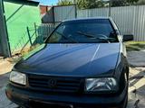 Volkswagen Vento 1993 года за 850 000 тг. в Балпык би – фото 4