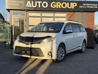 Toyota Sienna, 2015