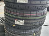 245-35-20 перед и зад 305-30-20 Yokohama Advan Sport V107 за 250 000 тг. в Алматы