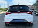 Hyundai i20 2023 года за 9 390 000 тг. в Усть-Каменогорск – фото 4