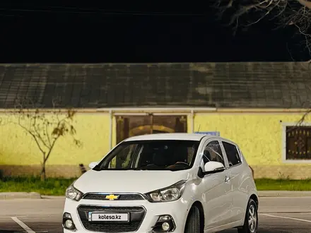 Chevrolet Spark 2016 года за 3 800 000 тг. в Шымкент – фото 14