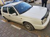 Volkswagen Golf 1996 годаүшін1 400 000 тг. в Сатпаев – фото 2
