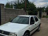 Volkswagen Vento 1994 года за 1 000 000 тг. в Алматы