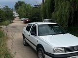 Volkswagen Vento 1994 года за 1 000 000 тг. в Алматы – фото 5
