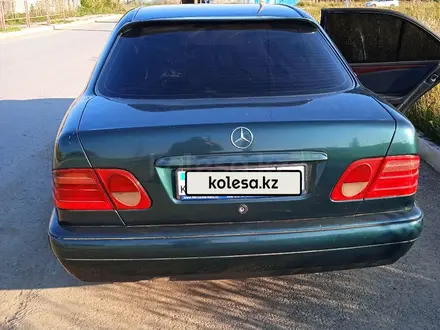 Mercedes-Benz E 220 1999 годаүшін3 800 000 тг. в Житикара – фото 7