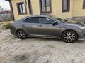 Toyota Camry 2013 годаfor8 500 000 тг. в Атырау – фото 2