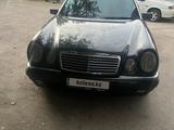 Mercedes-Benz E 230 1996 года за 2 200 000 тг. в Арысь – фото 2