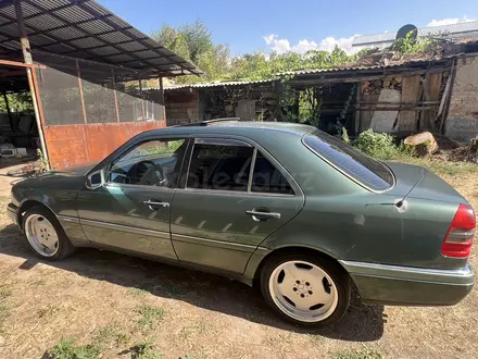 Mercedes-Benz C 200 1994 года за 1 950 000 тг. в Алматы – фото 7