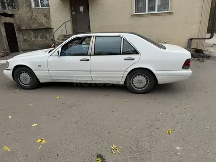 Mercedes-Benz S 320 1994 года за 3 000 000 тг. в Караганда