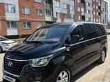 Hyundai Starex 2019 годаfor14 000 000 тг. в Алматы – фото 2