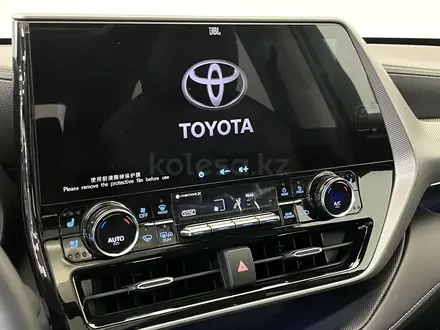 Toyota Highlander 2024 года за 25 000 000 тг. в Алматы – фото 18