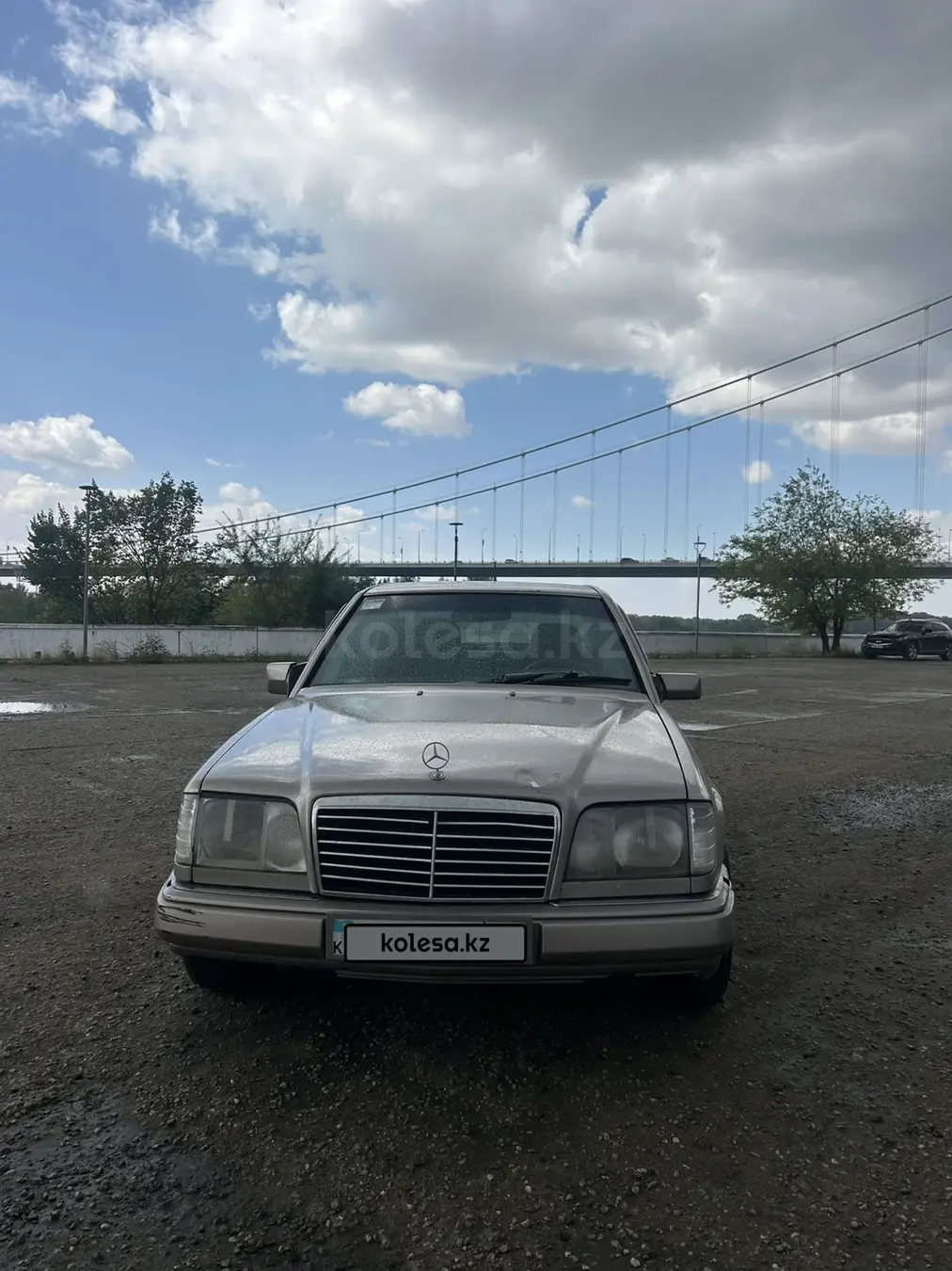 Mercedes-Benz E-Class, 1993