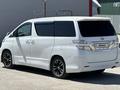 Toyota Vellfire 2011 года за 9 600 000 тг. в Актобе – фото 4