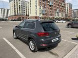 Volkswagen Tiguan 2014 годаүшін8 500 000 тг. в Астана – фото 4