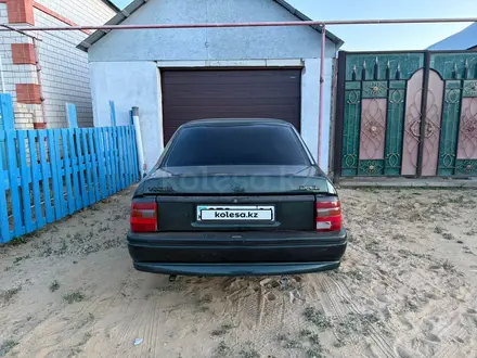 Opel Vectra 1995 года за 1 300 000 тг. в Актобе – фото 3