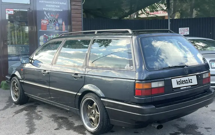 Volkswagen Passat 1992 годаүшін2 500 000 тг. в Шымкент