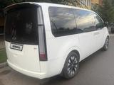 Hyundai Staria 2023 годаүшін17 800 000 тг. в Астана – фото 3
