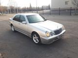 Mercedes-Benz E 240 1999 года за 3 600 000 тг. в Темиртау – фото 4