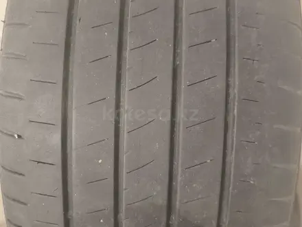 Комплект шин Bridgestone turanza 235/45/r18 б у в хорошем состоянии за 48 000 тг. в Алматы