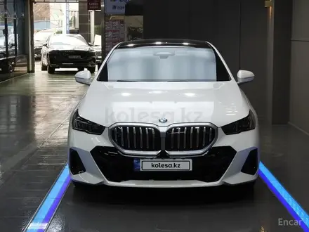 BMW 520 2024 года за 29 000 000 тг. в Алматы – фото 3