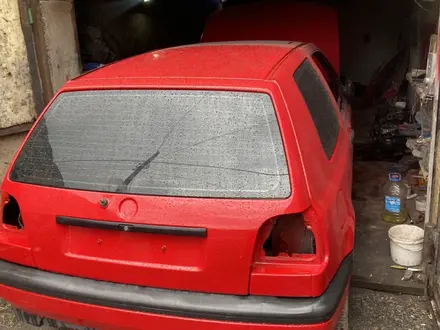 Volkswagen Golf 1993 года за 100 000 тг. в Караганда – фото 2