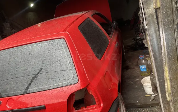 Volkswagen Golf 1993 года за 100 000 тг. в Караганда