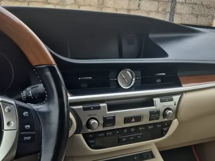 Lexus ES 300h 2013 года за 7 800 000 тг. в Жанаозен – фото 3