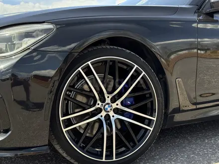 BMW 740 2018 года за 23 000 000 тг. в Караганда – фото 7
