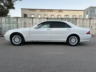 Mercedes-Benz S 320