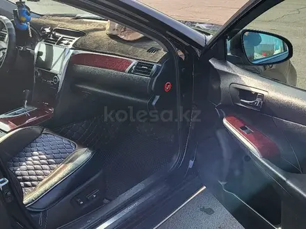 Toyota Camry 2014 года за 8 500 000 тг. в Алматы – фото 24