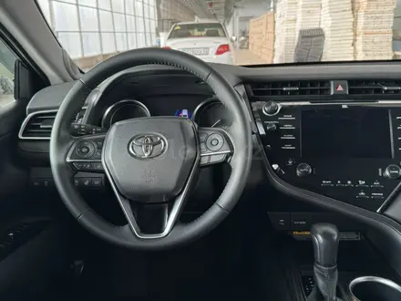Toyota Camry 2019 года за 16 100 000 тг. в Шымкент – фото 10