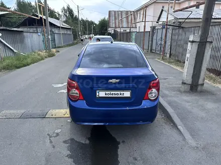 Chevrolet Aveo 2013 года за 2 700 000 тг. в Алматы – фото 5