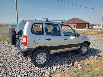 Chevrolet Niva 2008 года за 2 000 000 тг. в Актобе – фото 6