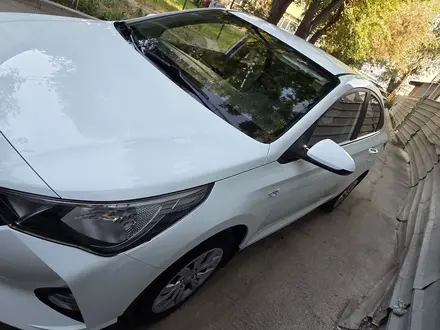 Hyundai Accent 2021 года за 7 500 000 тг. в Алматы – фото 5