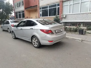 Hyundai Accent, 2013