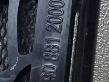 Правая решетка воздухозаборника (сетка) капота за 10 000 тг. в Алматы – фото 4