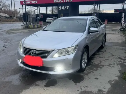 Toyota Camry 2012 года за 8 000 000 тг. в Семей – фото 2