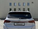Hyundai Santa Fe 2023 года за 17 500 000 тг. в Караганда – фото 4