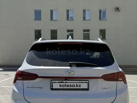 Hyundai Santa Fe 2023 года за 17 500 000 тг. в Караганда – фото 4