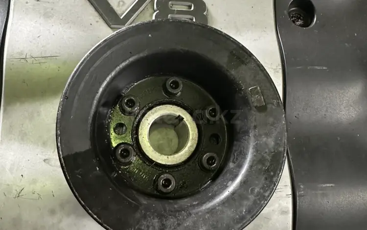 Шкив коленвала на ом 102 за 10 000 тг. в Караганда
