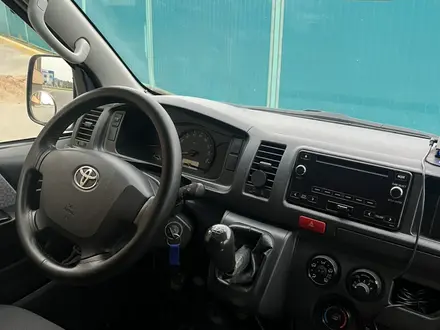 Toyota Hiace 2014 года за 15 700 000 тг. в Актобе – фото 11