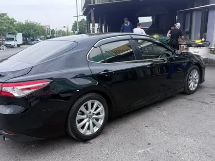 Toyota Camry 2017 года за 10 500 000 тг. в Шымкент – фото 5