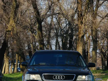 Audi A4 1994 года за 3 200 000 тг. в Алматы