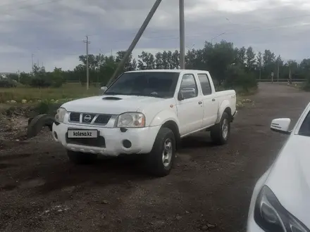 Nissan NP300 2012 года за 5 200 000 тг. в Астана – фото 2