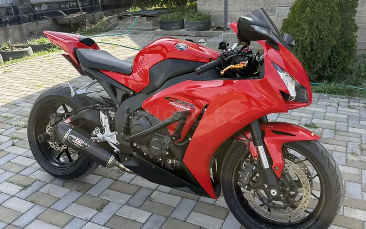 Honda  CBR 1000 RR/RA Fireblade 2008 года за 3 500 000 тг. в Алматы
